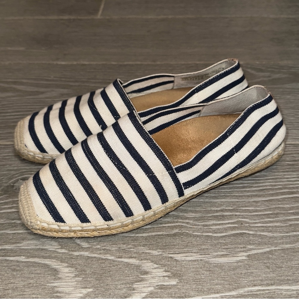Vionic Valeri Espadrille Blue White Striped Flats Nautical Comfort Womens Size 9